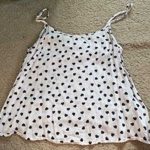 White tank top with black hearts